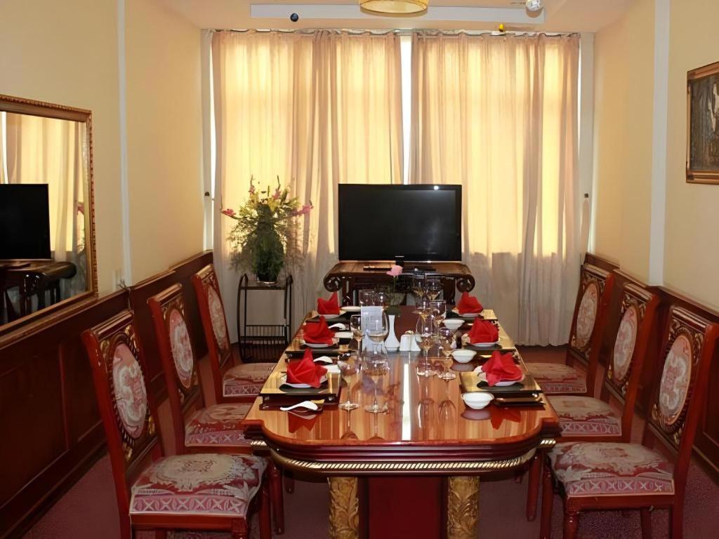 Huu Nghi Hotel Hai Phong Exteriör bild