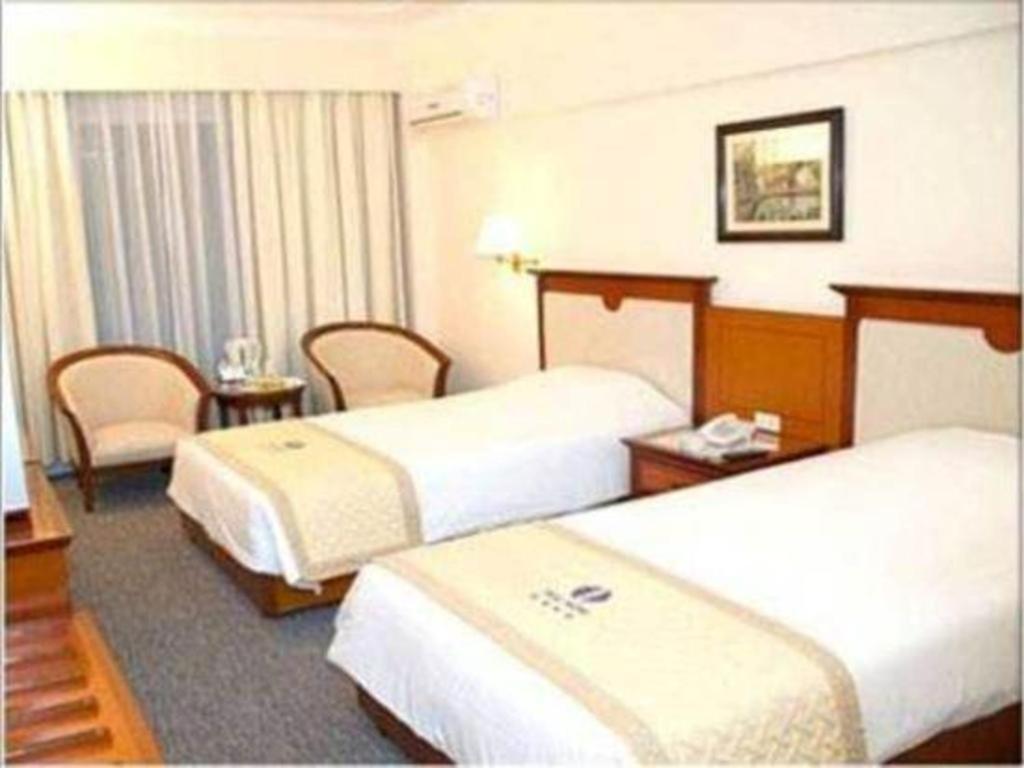 Huu Nghi Hotel Hai Phong Exteriör bild