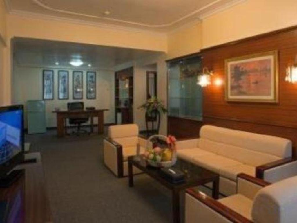Huu Nghi Hotel Hai Phong Exteriör bild