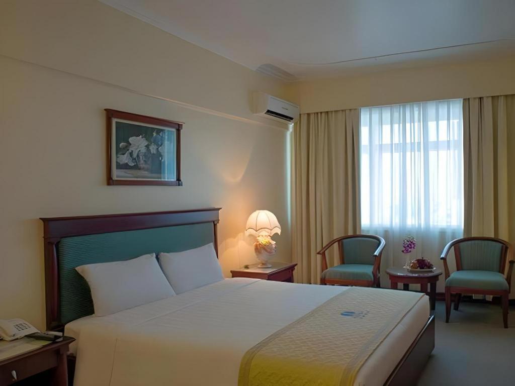 Huu Nghi Hotel Hai Phong Exteriör bild
