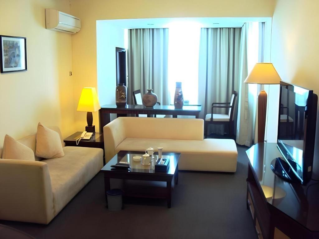Huu Nghi Hotel Hai Phong Exteriör bild